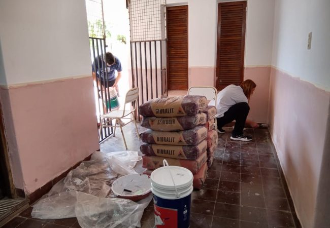 Trabajos-de-pintura-y-renovaciones-en-la-Escuela-Nina-Alvarez-de-Arenales-de-Diamante-12.jpeg