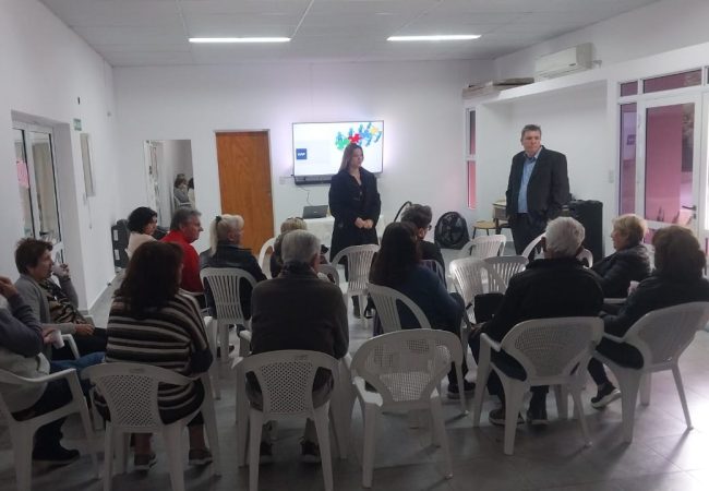 taller para personas mayores en crespo